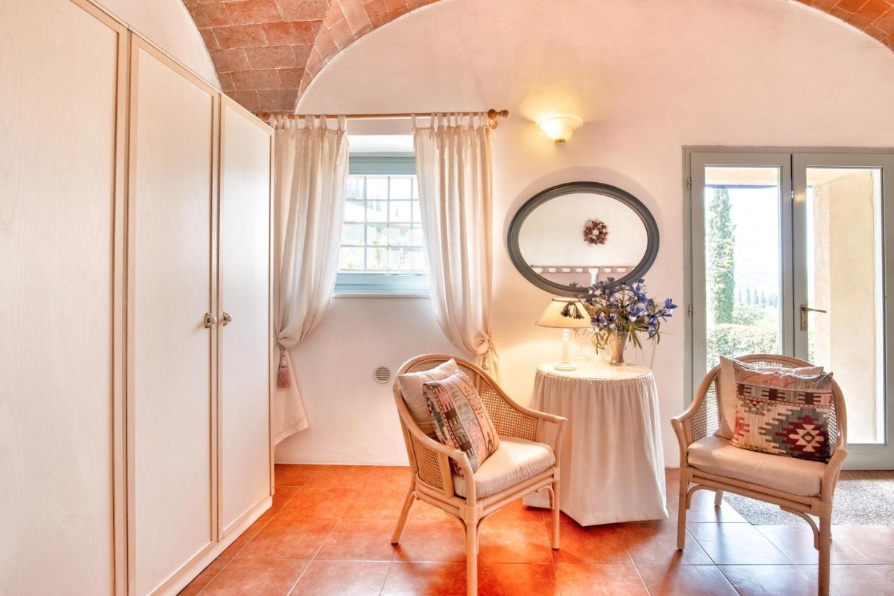 Appartamenti Villa La Fonte Сан-Джиминьяно Экстерьер фото