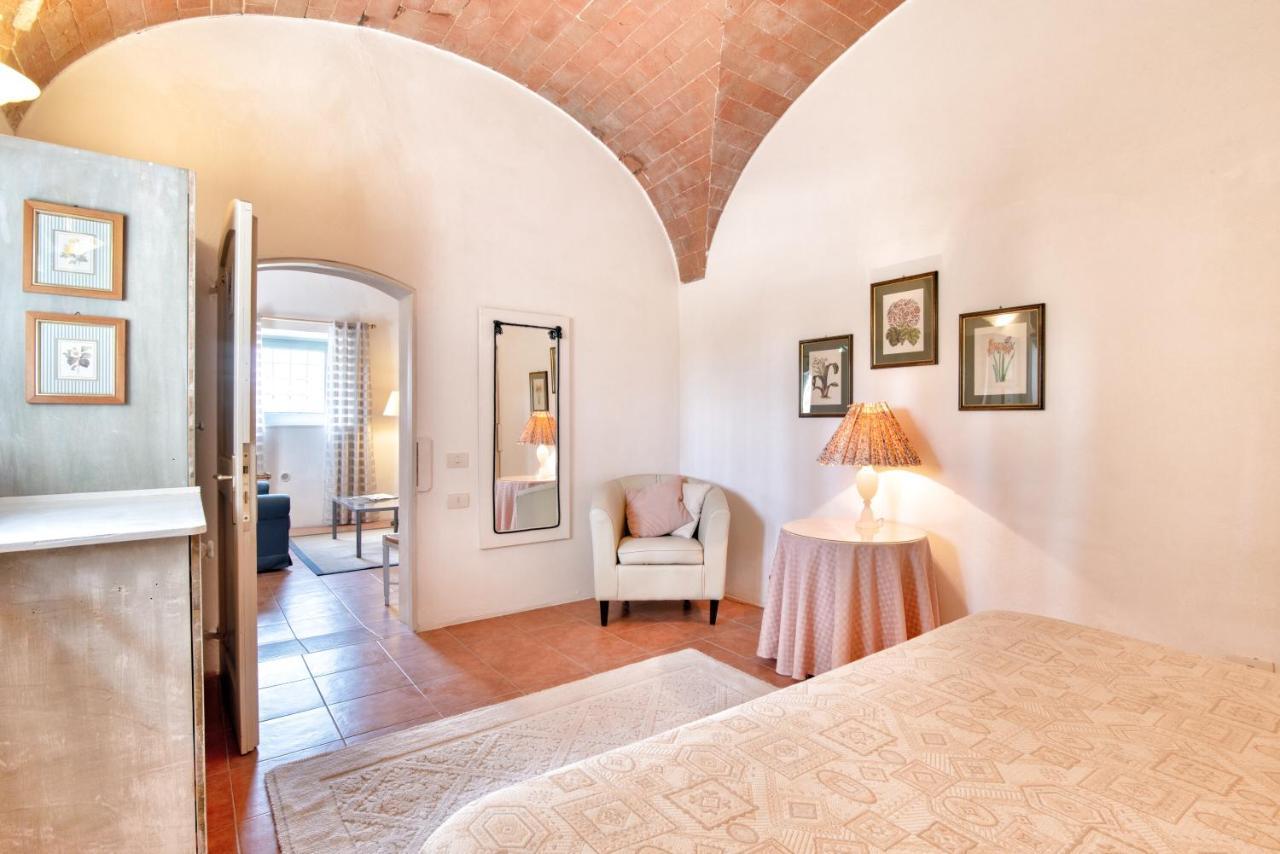Appartamenti Villa La Fonte Сан-Джиминьяно Экстерьер фото